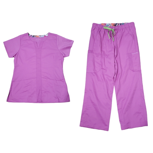 Vera Bradley Other - Vera Bradley Scrub Set Lilac Size M Petite *Read*